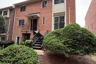 4657 Logsdon Dr, Annandale, VA 22003 - Photo 1