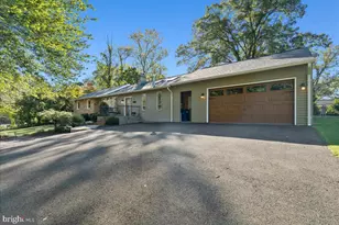 1217 Morningside Ln, Alexandria, VA 22308 - Photo 1