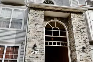 5928 Founders Crossing Ct, Alexandria, VA 22310 - Photo 1