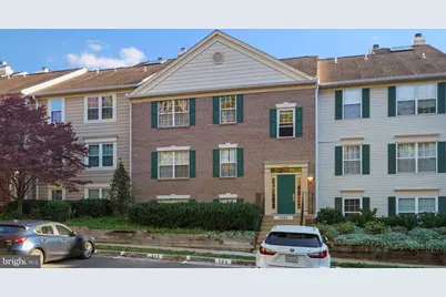 12100 Green Leaf Court #301, Fairfax, VA 22033 - Photo 1