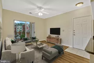 12144 Garden Grove Cir, Fairfax, VA 22030 - Photo 1