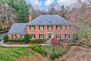 10100 Walker Lake Dr, Great Falls, VA 22066 - Photo 1