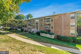 1935 Wilson Ln, McLean, VA 22102 - Photo 1