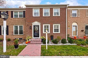 7957 Hidden Bridge Dr, Springfield, VA 22153 - Photo 1