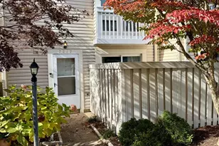 7217 Jillspring Ct, Springfield, VA 22152 - Photo 1