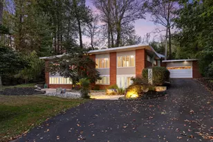 6420 Crosswoods Dr, Falls Church, VA 22044 - Photo 1