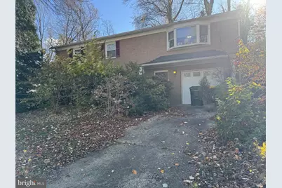 7019 Hadlow Drive, Springfield, VA 22152 - Photo 1