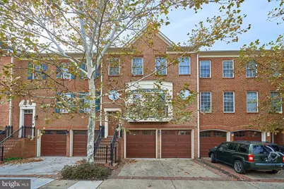 121 Herndon Mill Circle, Herndon, VA 20170 - Photo 1