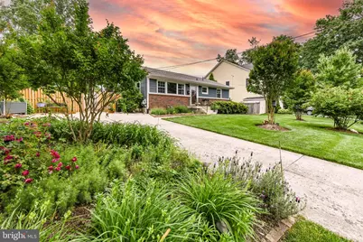 116 Hickory Circle SW, Vienna, VA 22180 - Photo 1