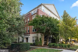 12432 Liberty Bridge Rd, Fairfax, VA 22033 - Photo 1