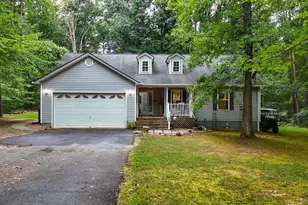 41 Lakeshore Ln, Mineral, VA 23117 - Photo 1