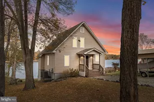 1250 S Lakeshore Dr, Louisa, VA 23093 - Photo 1