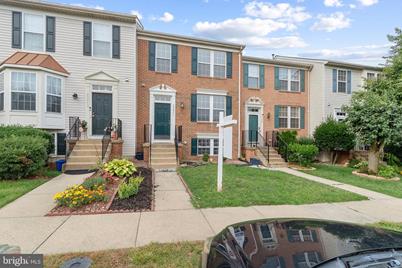 23071 Potomac Hill Square, Sterling, VA 20166 - Photo 1