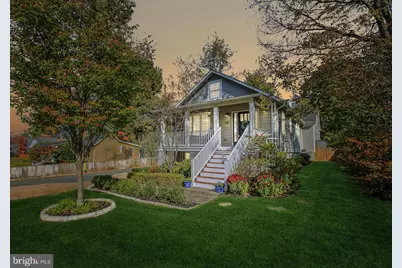 200 S Maple Avenue, Purcellville, VA 20132 - Photo 1