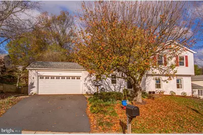 925 Chancellor Street SW, Leesburg, VA 20175 - Photo 1