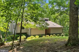 39368 Longhill Ln, Aldie, VA 20105 - Photo 1