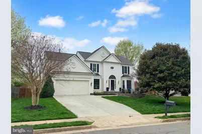 203 Stoneledge Place NE, Leesburg, VA 20176 - Photo 1