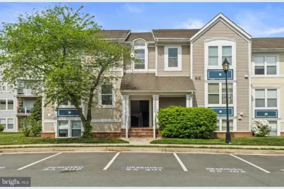 20605 Cornstalk Terrace #201, Ashburn, VA 20147 - Photo 1