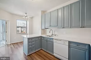 19370 Magnolia Grove Square, Leesburg, VA 20176 - Photo 1