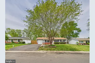 1017 S Ironwood Road, Sterling, VA 20164 - Photo 1