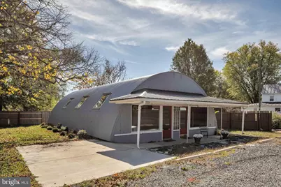 27 S Loudoun Street S, Lovettsville, VA 20180 - Photo 1