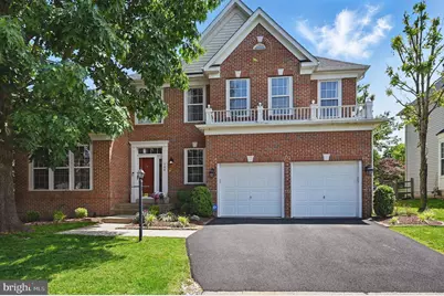 704 Bonnie Ridge Drive NE, Leesburg, VA 20176 - Photo 1