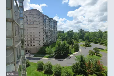 19355 Cypress Ridge Terrace #603, Leesburg, VA 20176 - Photo 1