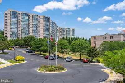 19375 Cypress Ridge Terrace #206, Leesburg, VA 20176 - Photo 1