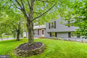 111 Sue Ann Ct, Sterling, VA 20164 - Photo 1