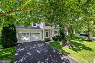 17542 Falls Pl, Round Hill, VA 20141 - Photo 1