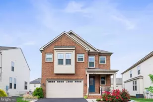 42530 Oxford Forest Cir, Chantilly, VA 20152 - Photo 1