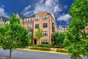 20739 Heron Landing Dr, Sterling, VA 20166 - Photo 1