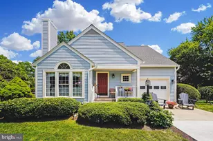 9 Bentley Dr, Sterling, VA 20165 - Photo 1