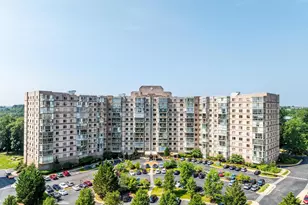 19375 Cypress Ridge Terrace, Leesburg, VA 20176 - Photo 1