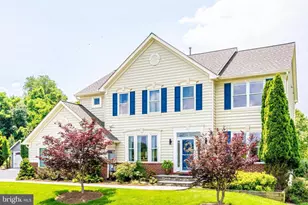 38795 Dutchmans Knoll Dr, Lovettsville, VA 20180 - Photo 1