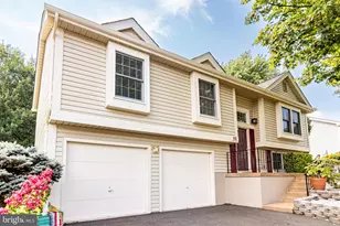 313 Samantha Dr, Sterling, VA 20164 - Photo 1