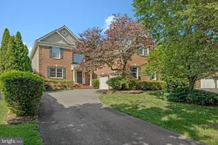 43485 Foxgrove Ct, Ashburn, VA 20147 - Photo 1