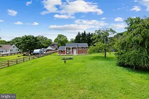 105 S St Paul St, Hamilton, VA 20158 - Photo 1