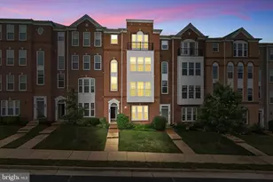 42703 Wardlaw Terrace, Ashburn, VA 20147 - Photo 1