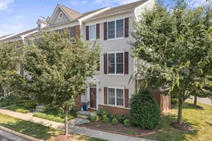 42915 McComas Terrace, Chantilly, VA 20152 - Photo 1