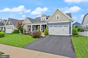 25708 Barncrest Ln, Aldie, VA 20105 - Photo 1