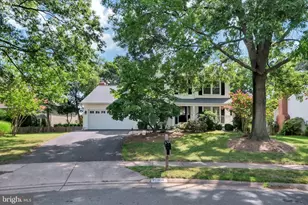 21308 Arrowhead Ct, Ashburn, VA 20147 - Photo 1