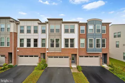 42424 Dogwood Glen Square, Sterling, VA 20166 - Photo 1