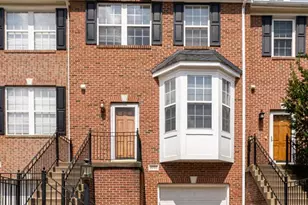 43122 Forest Edge Square, Ashburn, VA 20148 - Photo 1