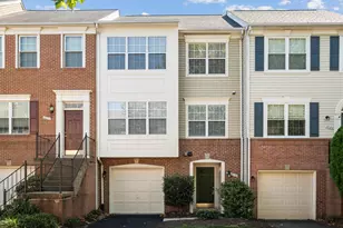 20198 Brookview Square, Ashburn, VA 20147 - Photo 1