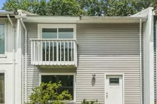 203 N Cottage Rd, Sterling, VA 20164 - Photo 1