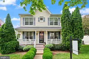 25941 Hartwood Dr, Chantilly, VA 20152 - Photo 1