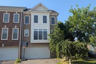 42681 Rolling Rock Square, Chantilly, VA 20152 - Photo 1