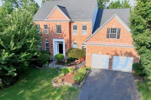 20372 Water Valley Ct, Sterling, VA 20165 - Photo 1