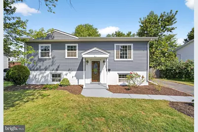 705 S Birch Street, Sterling, VA 20164 - Photo 1